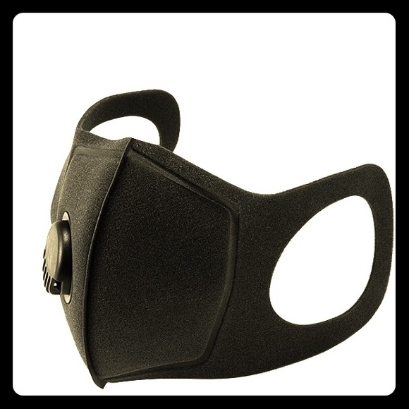 Two Face Masks 24 Multi-Use Cycles w/Air Valve - Picture 2 of 8